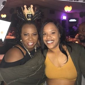 Meet your Posher, Norma